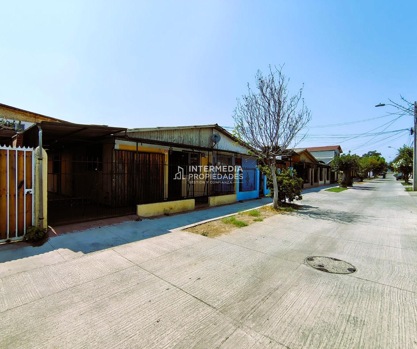 🏡 ¡Amplia propiedad con dos casas en arriendo – La Granja!